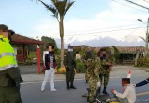 Por intento de huida en control de fronteras en La Unión, motociclista arrolló a dos uniformados