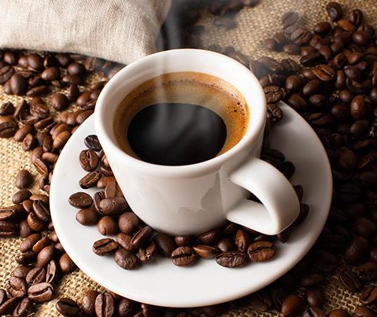 Conoce aquí los 12 beneficios de tomar café