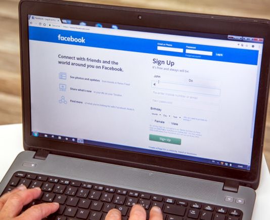 Cómo ver y borrar los datos que Facebook guarda sobre ti