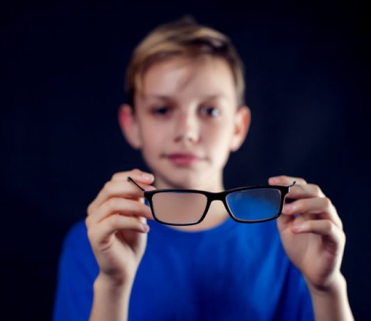 Preocupación: en Antioquia 24% de los menores de 15 años tiene algún trastorno visual