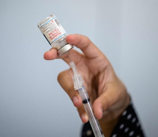 Llegaron a Colombia más dosis de Moderna