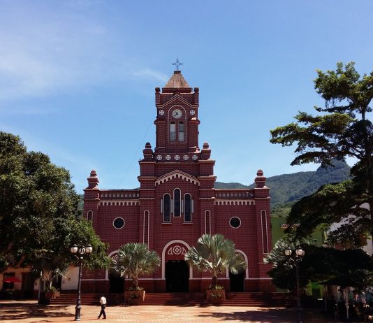 Periódico El Oriente: Comunicado a la Opinión Pública