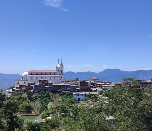 Un reloj en el balcón: Nariño vuelve a escuchar el tik tak del reloj de la Iglesia municipal tras 30 años de silencio.
