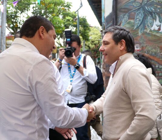 Marinilla da un paso firme hacia convertirse en Ciudad Inteligente con apoyo del Ministro TIC