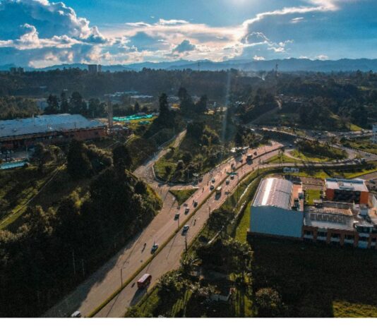 Cinco municipios del Oriente Antioqueño serán beneficiados con Fab Labs y Maker Spaces gracias a una inversión de 1.350 millones de pesos