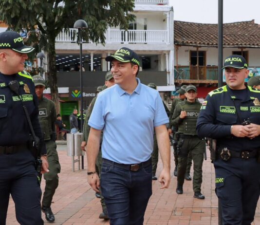 19 agentes de UNIPOL refuerzan la seguridad de Marinilla para la temporada decembrina