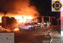 Incendio en parqueadero de Marinilla deja varios vehículos afectados