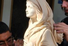 Una pieza para la eternidad: Una Virgen de Nazareth hecha en el Carmen peregrinara hasta tierra santa