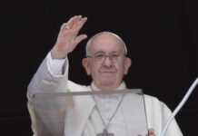El estado de salud del papa Francisco sigue siendo crítico, pero estable