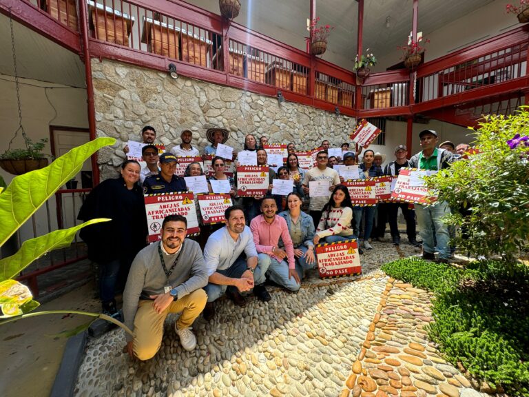 Producción sostenible: Sonsón impulsa la apicultura para el desarrollo rural