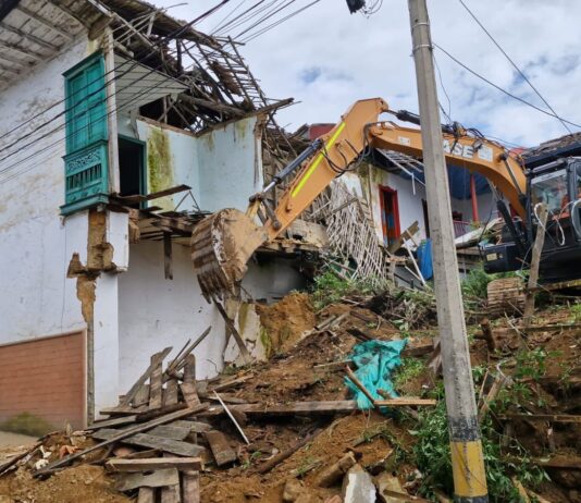 Demuelen seis inmuebles en Sonsón para combatir la inseguridad