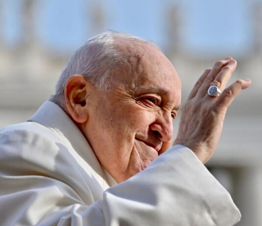 Muere el Papa Francisco a los 88 años: duelo global, reacciones y un cónclave histórico por venir