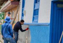 Sonsón llena de color 120 viviendas a través de Antioquia Pinta Firme