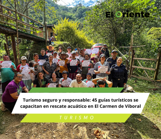 Turismo seguro y responsable: 45 guías turísticos se capacitan en rescate acuático en El Carmen de Viboral