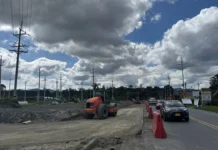 LA CEJA ALCANZA MÁS DEL 80% DE AVANCE EN LA DOBLE CALZADA Y HABILITA LA GLORIETA DE I.E. MARÍA ESTÉVEZ