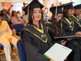 JENNIFER, UN EJEMPLO QUE INSPIRA:PRIMERA MADRE ADOLESCENTE DE CREESIENDO SE GRADÚA COMO TÉCNICA EN LA UCO