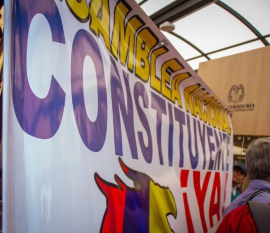 Gobierno Petro radica comité ciudadano para impulsar reforma a la Constitución de 1991