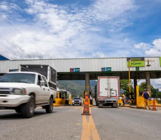 Aliste el bolsillo: aumentan las tarifas de los peajes de Palmas y Copacabana desde enero de 2026