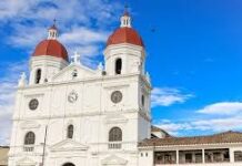 ALCALDÍA DE RIONEGRO SANCIONA USO IRRESPONSABLE DE BENGALAS EN VÍA PÚBLICA