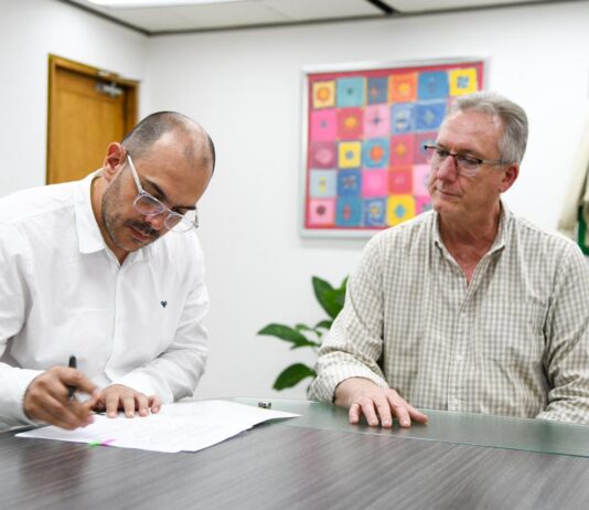 Santiago Valencia González asume la Gerencia de Indeportes Antioquia