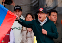 Petro convoca movilizaciones e izada de bandera este miércoles por la soberanía del país