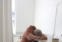 Con “dolor insoportable”, adulta mayor de 79 años espera autorización de su EPS para cirugía oncológica urgente en Rionegro