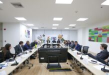 32 gobernadores rechazan decreto de emergencia económica que incrementa el impuesto a licores y cigarrillos