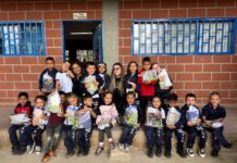 815 estudiantes rurales de El Santuario recibieron kits escolares para iniciar el año lectivo