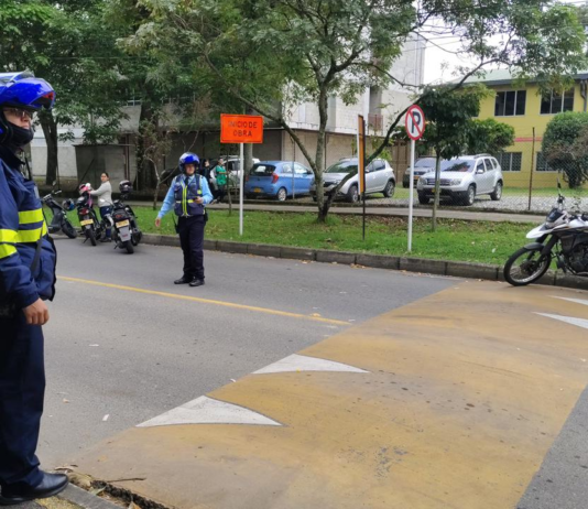 Secretaría de Movilidad pone en marcha operativo vial en colegios de Rionegro por inicio de clases