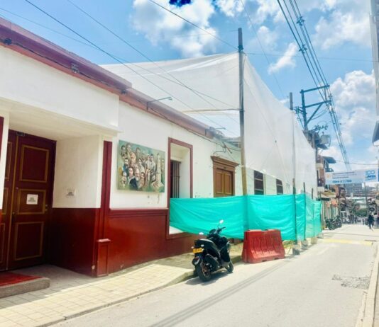 Con una inversión de $730 millones, Marinilla restaura el techo de su Casa de la Cultura.