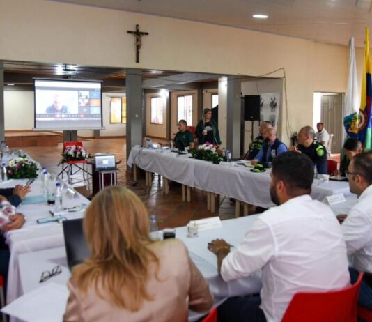 Gobernación refuerza seguridad en el Oriente: recompensas y tecnología para blindar la zona Bosques