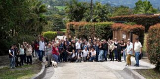 Comunidad y Alcaldía de Rionegro transforman las vías rurales con nuevas placas huella.