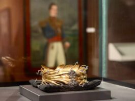 Rionegro conmemoró los 200 años de la «Corona de la Libertad» con un conversatorio histórico.