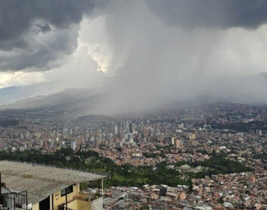 Alerta climática en Antioquia: Corantioquia advierte sobre aumento de riesgos por lluvias en febrero y marzo