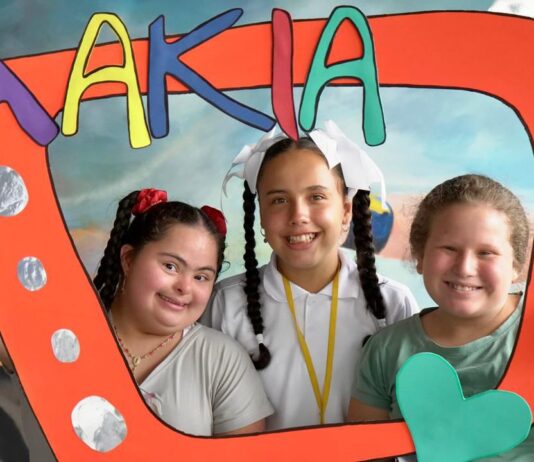 Makia reabre sus puertas en Rionegro: un modelo de vanguardia para la discapacidad en 2026 Con un equipo que incluye expertos en robótica, nutrición y educación especial, el centro Makia inicia atención para más de 100 usuarios