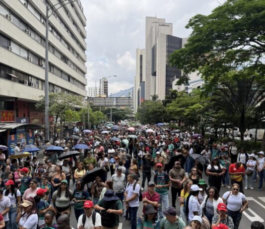 Gobernación de Antioquia advierte descuentos salariales a docentes que participen en paro de 72 horas