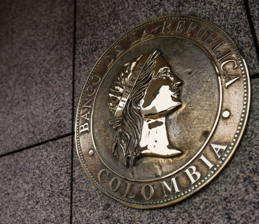 Banco de la República sube la tasa de interés en 100 puntos básicos y la deja en 10,25%.