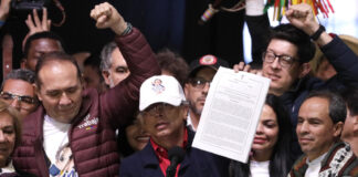 Firma y pulso: Petro ratifica salario de $2.000.000 y envía nuevo decreto al Consejo de Estado