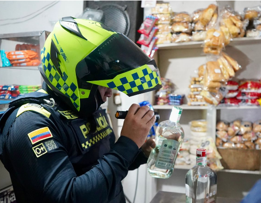 Suspenden dos establecimientos tras operativos de control en Rionegro.