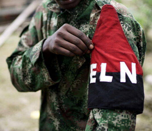 ELN anuncia cese al fuego por elecciones: Grupo armado fustiga la “Paz Total” de Petro