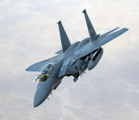 Grave incidente en Kuwait: “Fuego amigo” derriba tres cazas F-15 de Estados Unidos