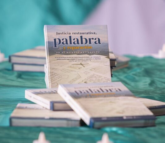 La memoria toma la palabra en Granada: un puente de papel hacia la reconciliación en el Oriente antioqueño