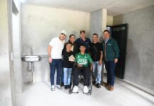 Transformación social en Guatapé: Gobernación entrega nuevas aulas y 200 soluciones de vivienda