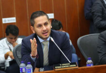 Esteban Quintero se consolida como el único senador de derecha por Antioquia que repite curul