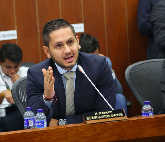 Esteban Quintero se consolida como el único senador de derecha por Antioquia que repite curul