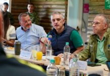 Anuncian recompensas de hasta $250 millones para golpear redes criminales en el Oriente