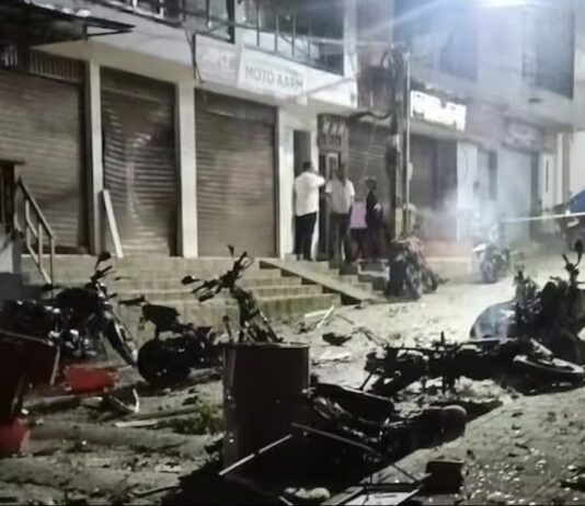 Violento ataque en Briceño: lanzan granada contra estación de Policía