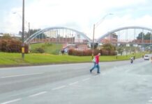 Peatones también serán multados por incumplir normas en la Autopista Medellín–Bogotá