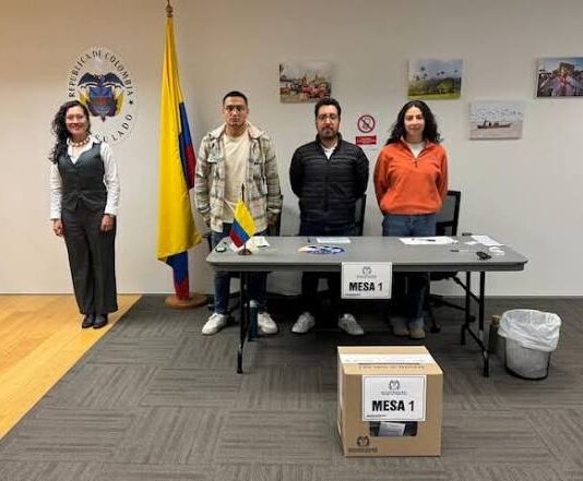 Inician las votaciones de segunda vuelta presidencial para colombianos en el exterior