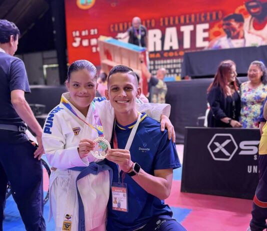 La cejeña Laura Susana Vallejo hizo historia al conquistar el oro suramericano en Para Karate